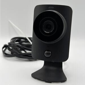 SimpliSafe Indoor Camera Wi-Fi HD Security Camera SSCM1 with Wall Charger